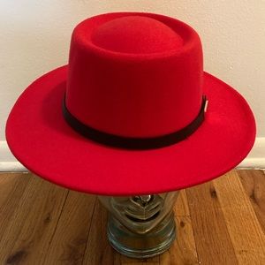 Belted Wool Fedora